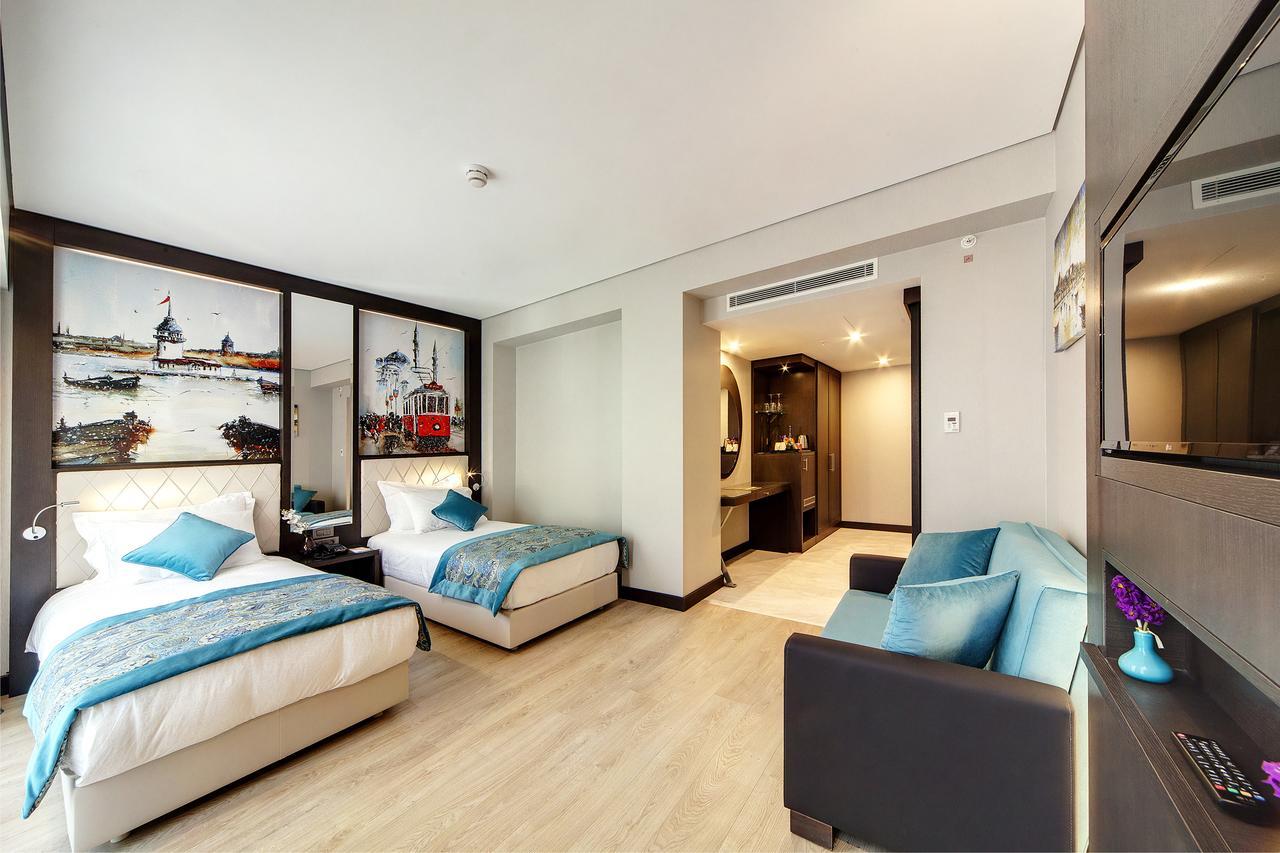 Готель Mukarnas Taksim 3*